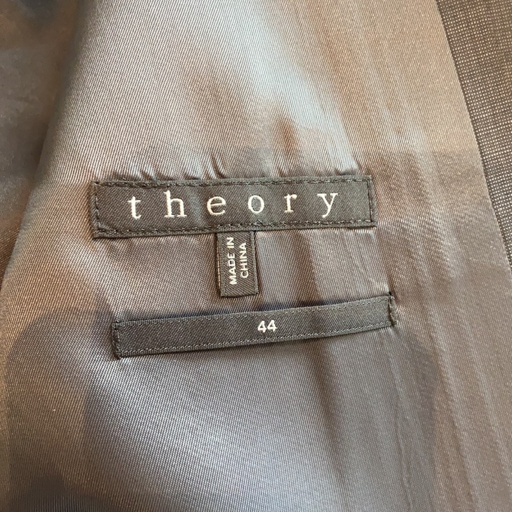 Theory men’s 2 button grey blazer. 44R. - Picture 3 of 8